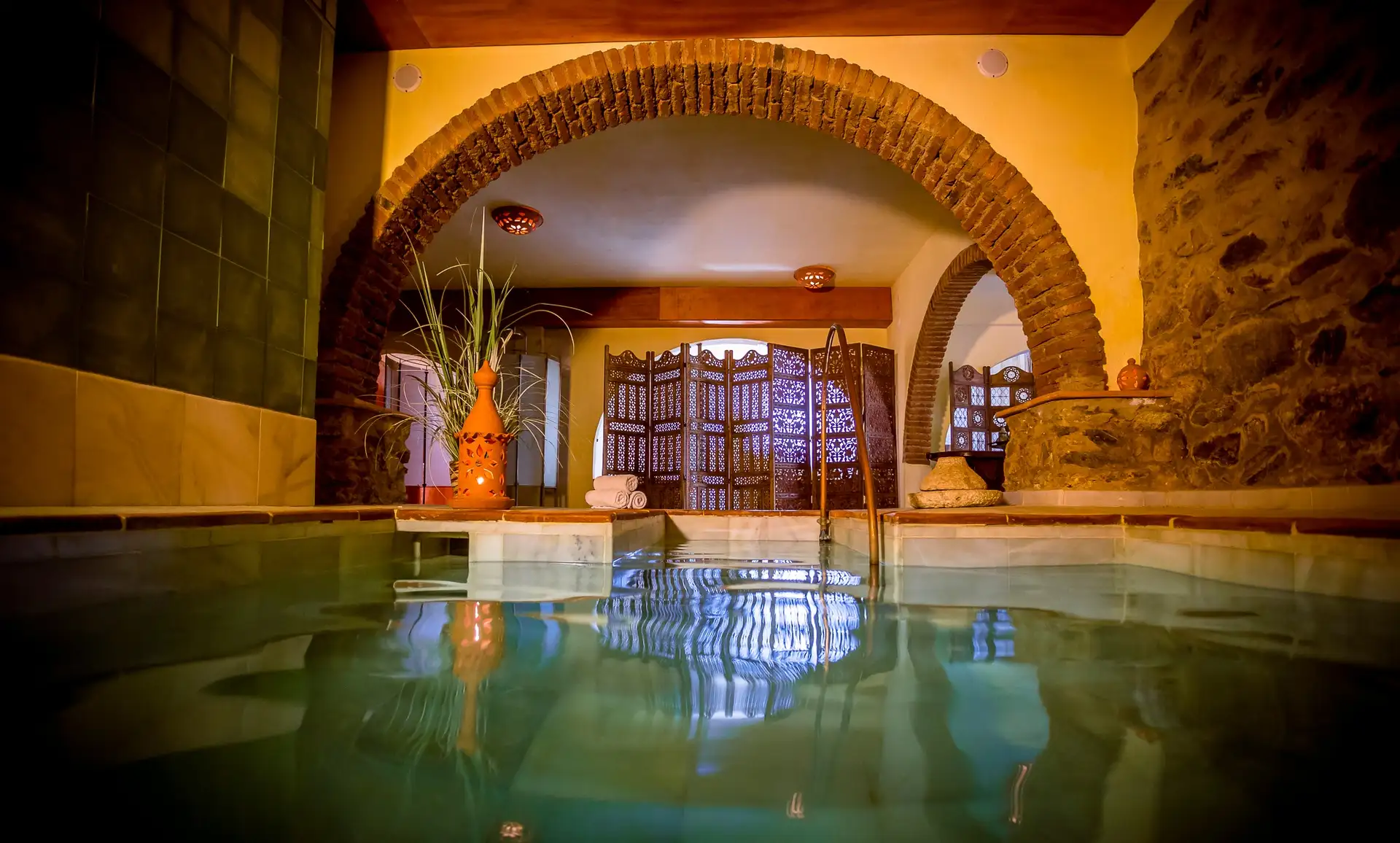 Hammam desde la piscina